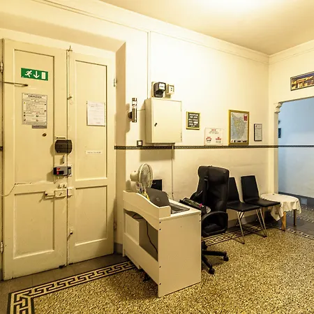 Primavera فندق مبيت وإفطار 2*