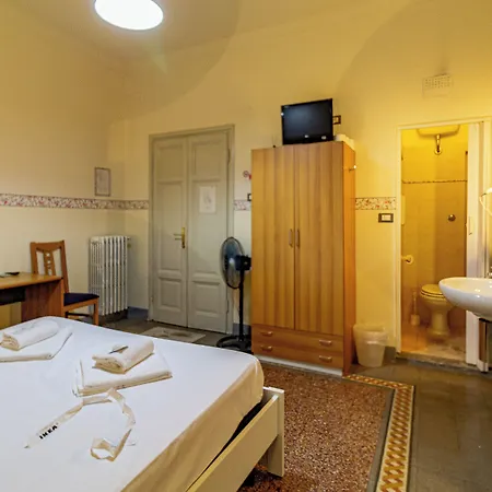 فندق مبيت وإفطار Primavera فلورنس