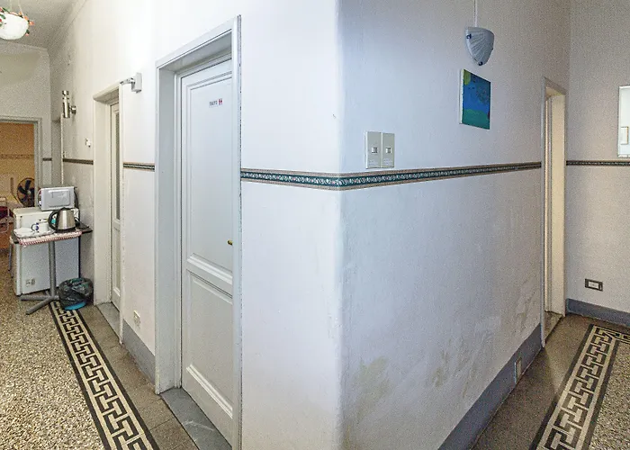 לינה וארוחת בוקר Primavera 2*