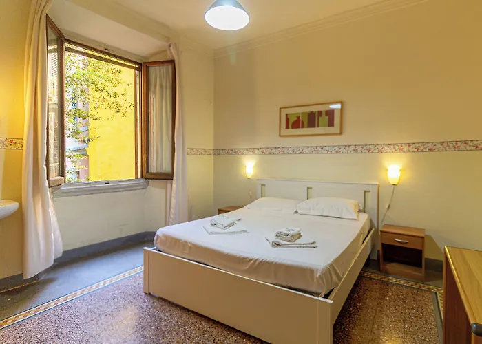 Primavera לינה וארוחת בוקר פירנצה