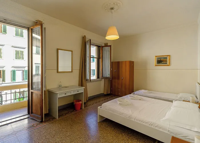 לינה וארוחת בוקר Primavera 2*