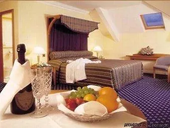 Primavera 2* פירנצה