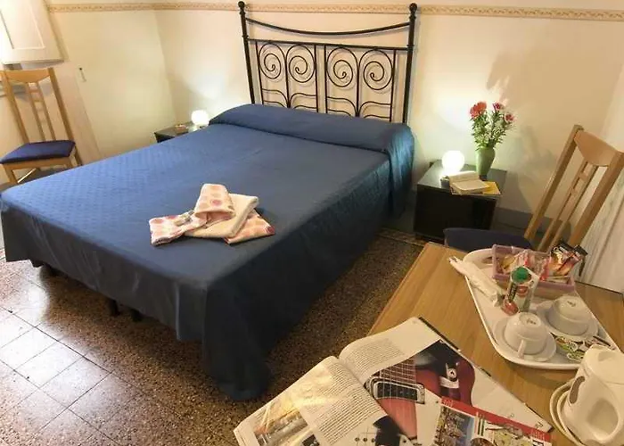 Primavera לינה וארוחת בוקר פירנצה