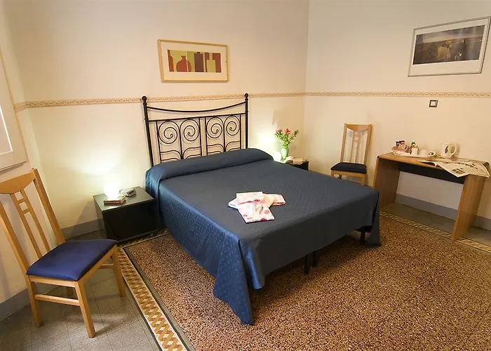 לינה וארוחת בוקר Primavera 2*